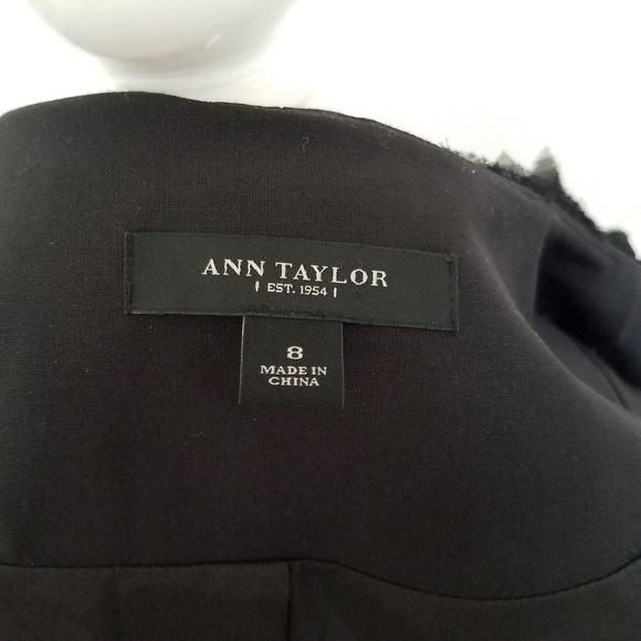 Ann Taylor | Ruffle Collar Cropped Short Sleeve Wool Jacket Blazer - Picture 7 of 9